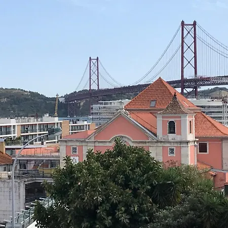 Appartamento A Casa De Alcantara